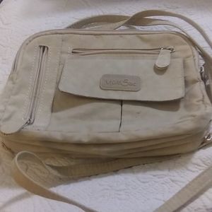 Multi Sac light beige shoulder bag with many pockets inside and out adjustable